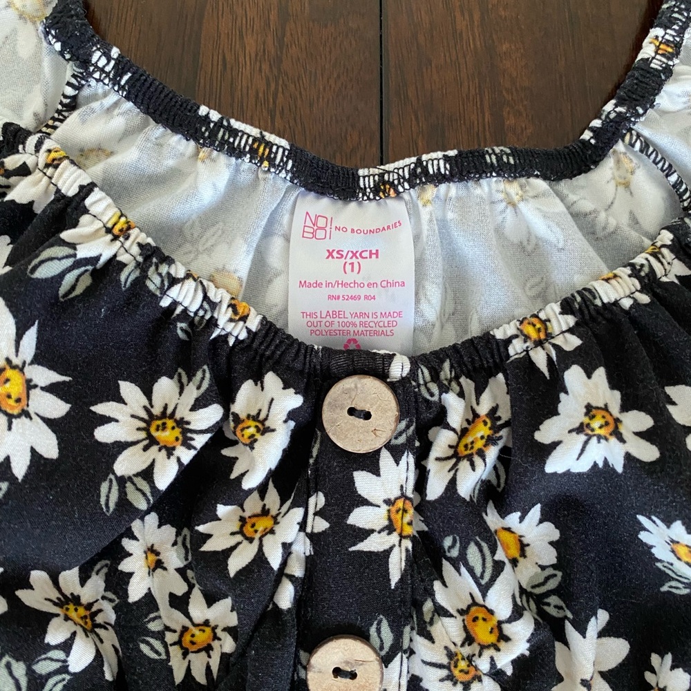 Dress - Picture 3 of 3